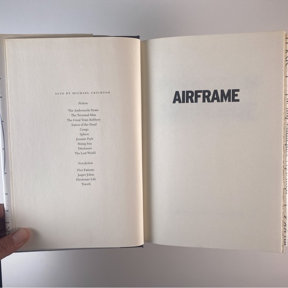 2/$30 -  Airframe by Michael Crichton - Picture 8 of 14